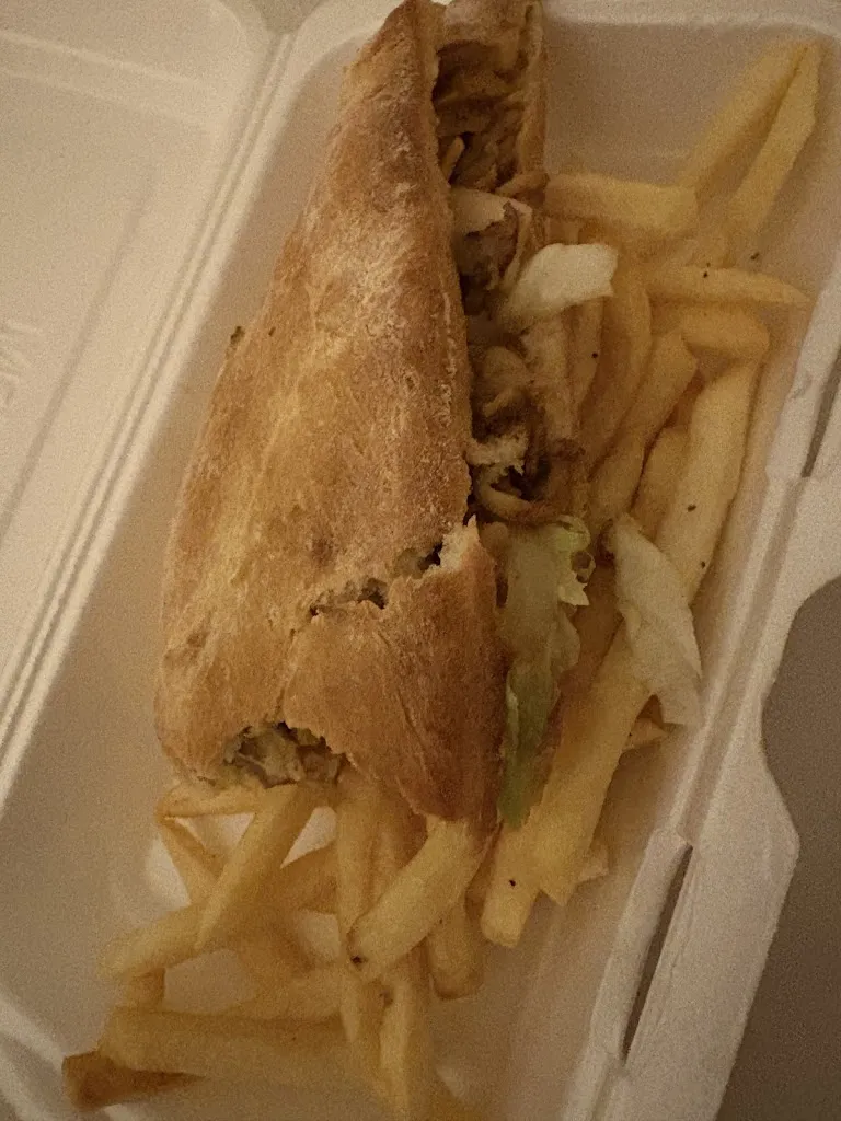 Lili Diams_Maestro Pizza_Breuillet_review