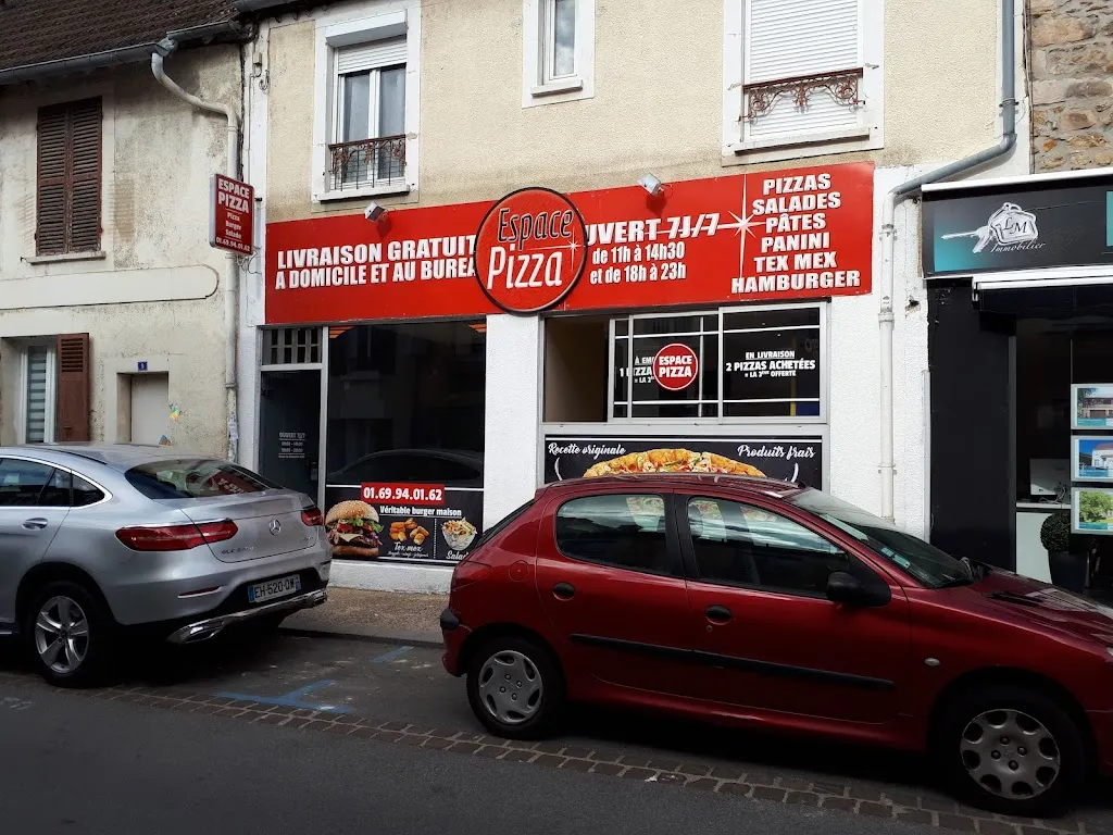 Maestro Pizza restaurant in Breuillet