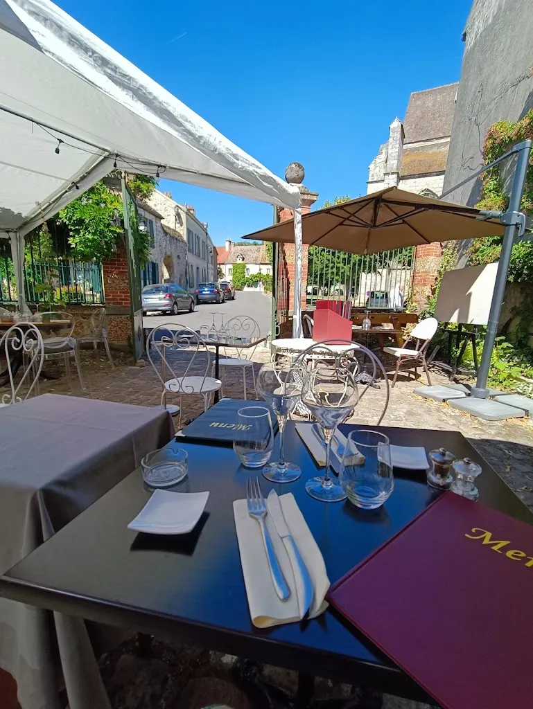 Restaurant Saint Louis_Saint-Sulpice-de-Favières_slider_image_1