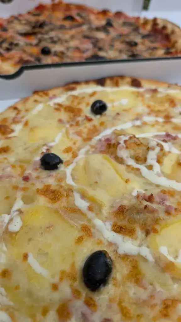 Menü_KIOSQUE A PIZZA_Breuillet_Bild_7