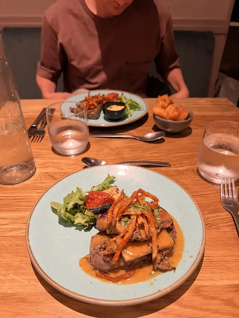 P Zhang_Restaurant Amédélys_Brive-la-Gaillarde_review