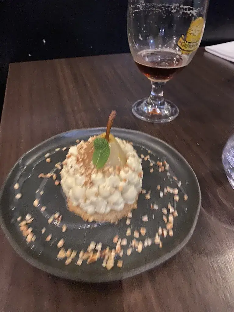 Natalia Hamala_Le Grain de Sel_Brive-la-Gaillarde_recensione