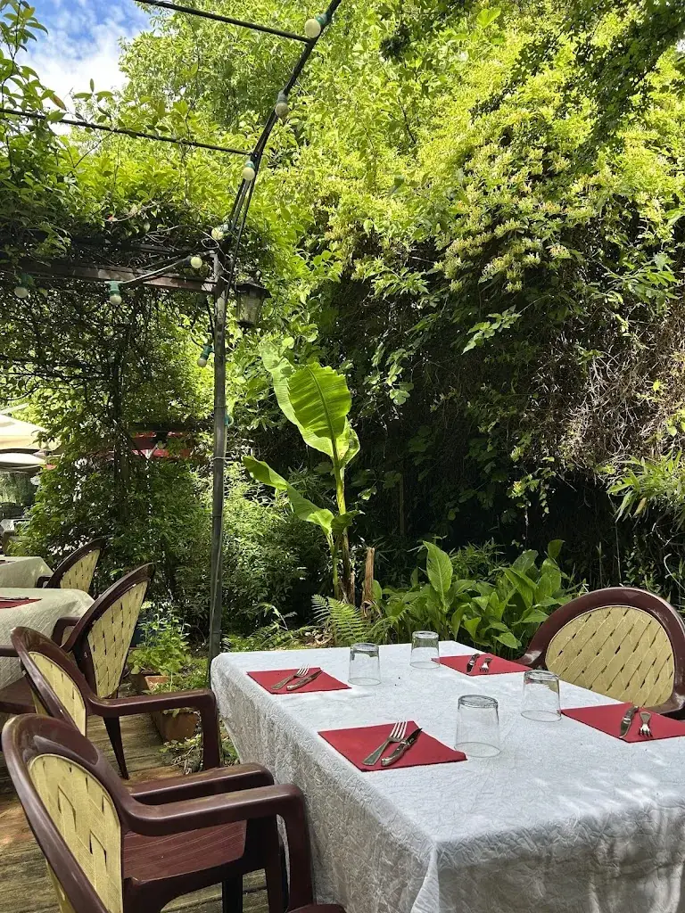 Le Nuage Restaurant in Brive-la-Gaillarde