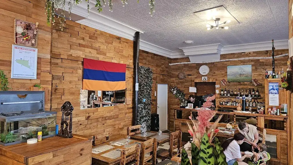 Restaurant La Feuille_Brive-la-Gaillarde_slider_image_2