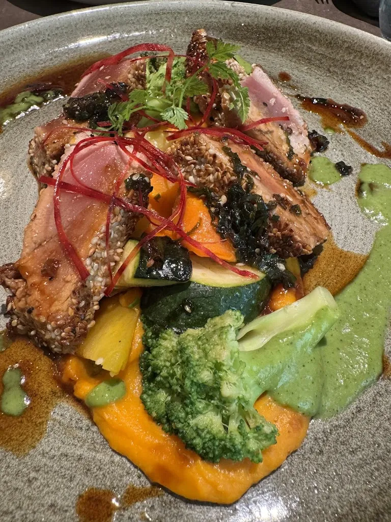 Lielynne Reyes_Chez Paulo_Brive-la-Gaillarde_review