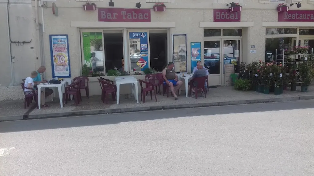 Restaurant de l'Hôtel de Ville_Burie_slider_image_3