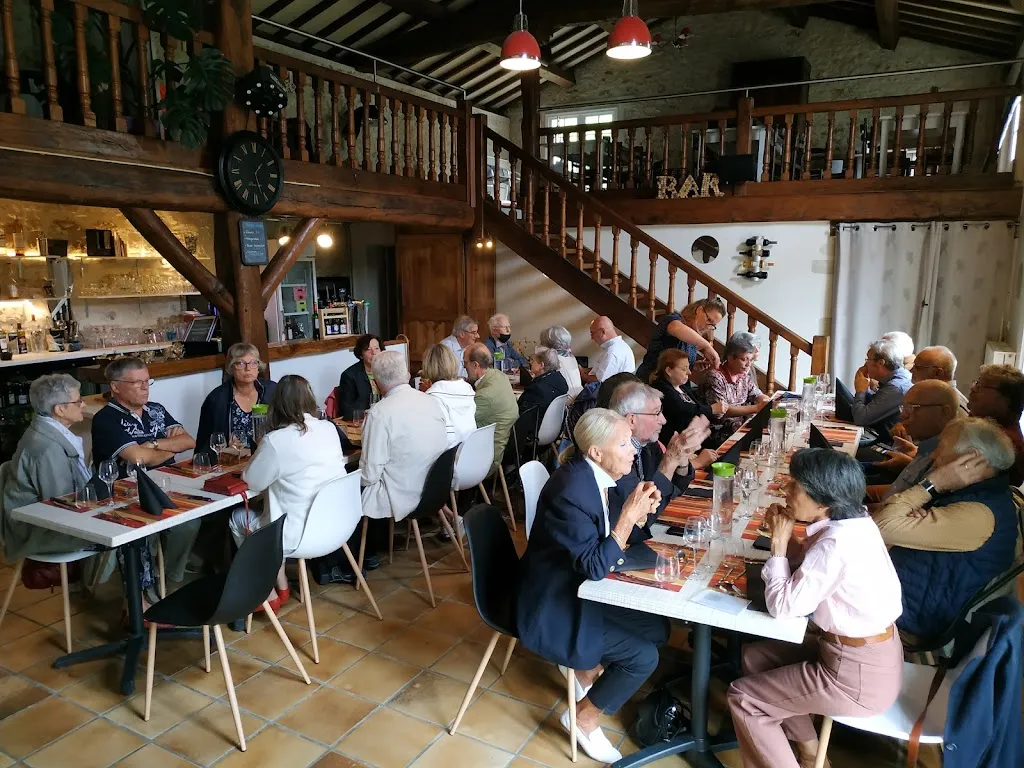 Restaurant Les Bujoliers restaurante en Saint-Césaire