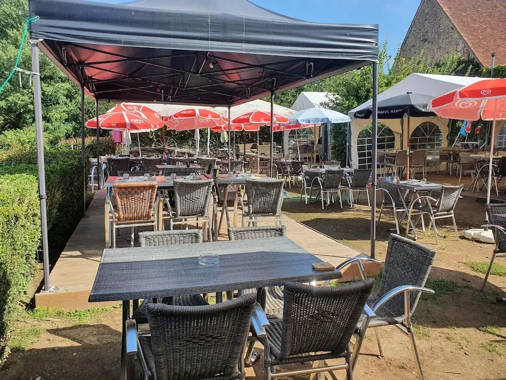 Auberge des Pêcheurs_Celle-Dunoise_slider_image_1