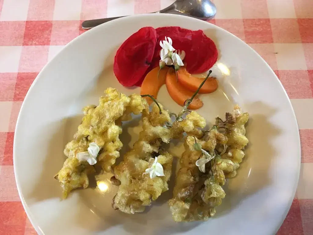 Jardin-restaurant bio-écologique UTOPAILLE ristorante a Celle-Dunoise