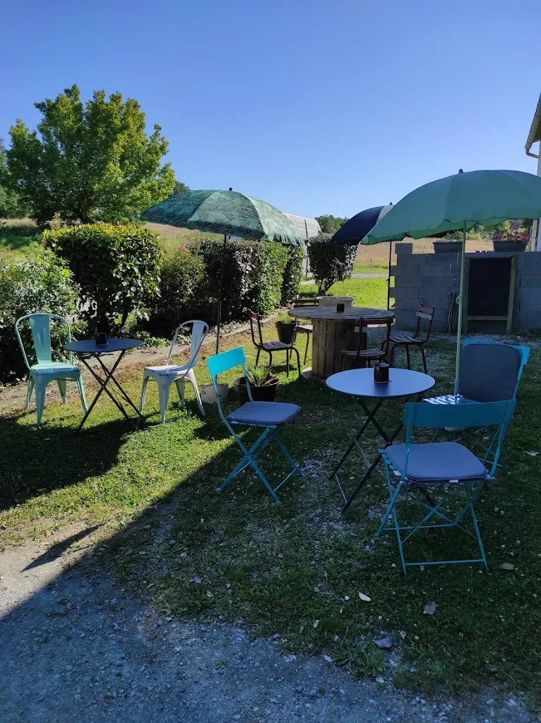 LE HANGAR 87 restaurant in Val-d'Oire-et-Gartempe