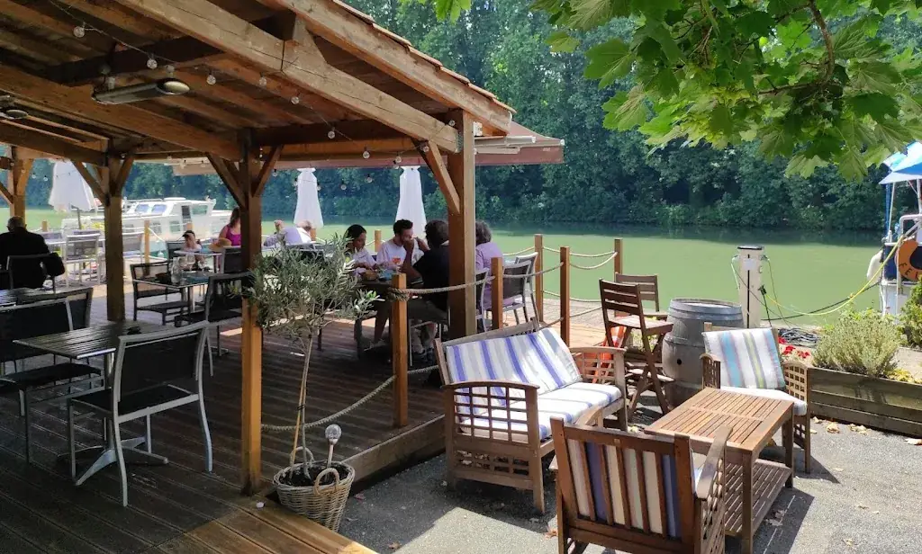 Au Bord de l’Eau_Buzet-sur-Baïse_slider_image_1