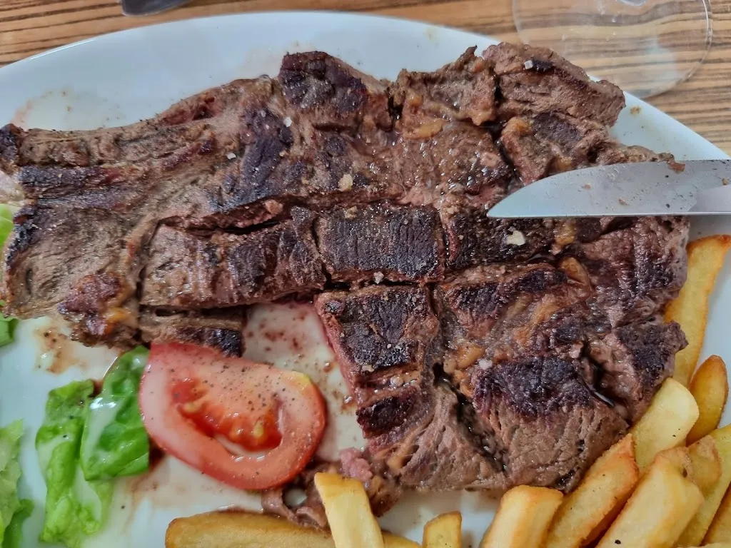 Nathalie Belbeze_Brasserie Le commercial_Captieux_review