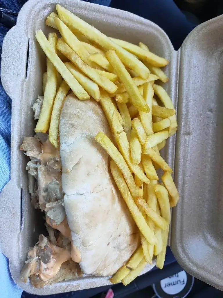 moeson damien_Chicken Délice_Captieux_review