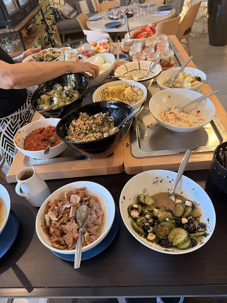 Adri S_Salon Cyrano_Cambo-les-Bains_review