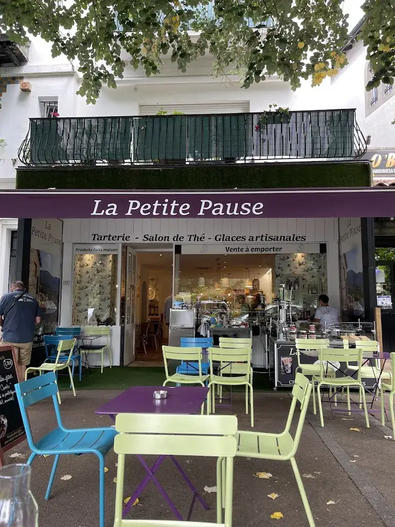 Kay Marchuk_La Petite Pause - Salon de Thé - Tarterie_Cambo-les-Bains_review