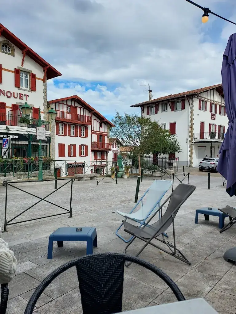 Lau Haizeak Bar Tapas_Cambo-les-Bains_slider_image_3