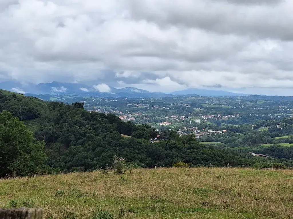 Marie PIERRE_Ferme auberge Komeiteko Borda_Hasparren_reseña