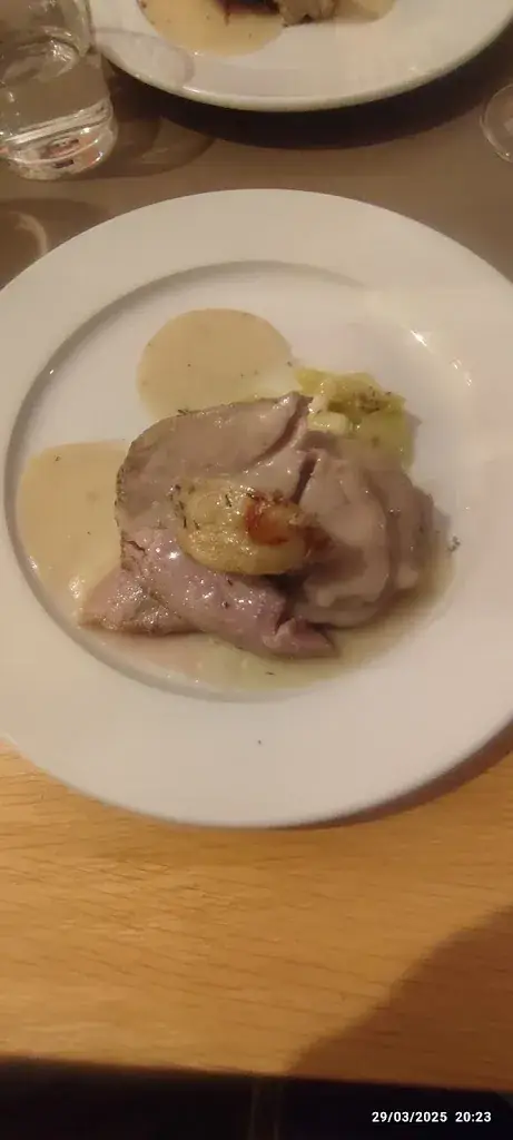 Philippe Robert_Ferme auberge Komeiteko Borda_Hasparren_reseña