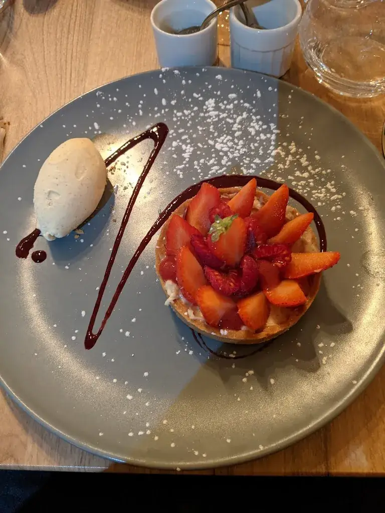 Laurence LAMY_Restaurant L'Amuse Bouche La petite boutique traiteur_Bourboule_recensione