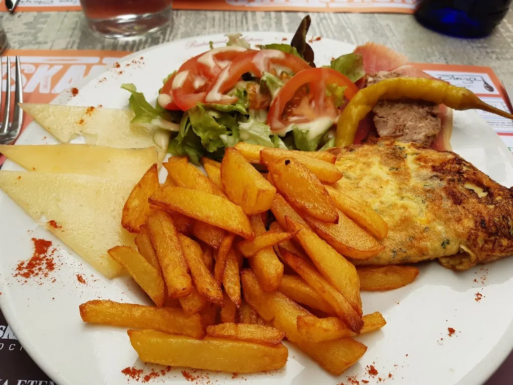 Restaurant Etchepare_Itxassou_slider_image_2