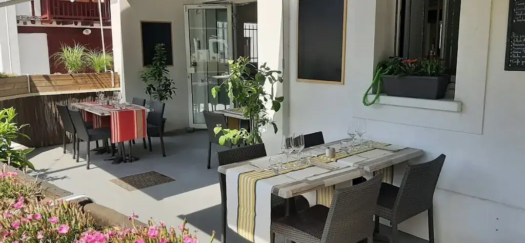 Le bouxon restaurant à Halsou