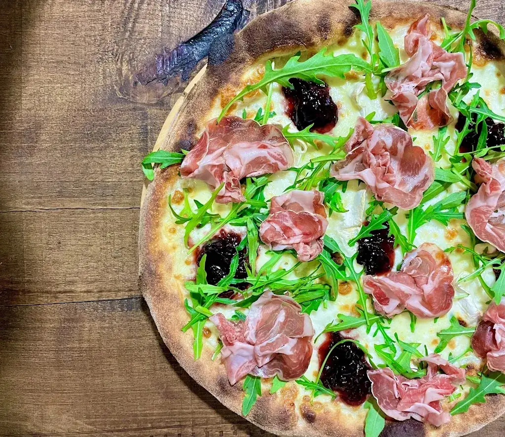 Pizza Lupo Carsac restaurant in Carsac-Aillac