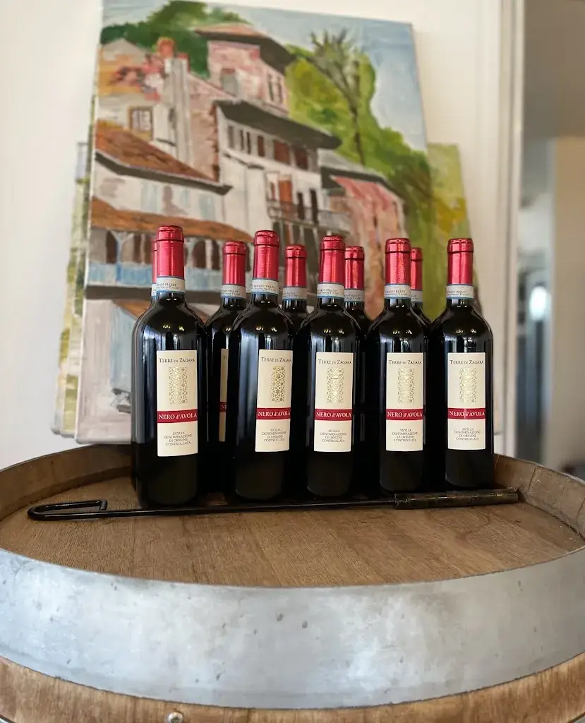 Éva Ember_Mario e Lillo Canéjan_Canéjan_review