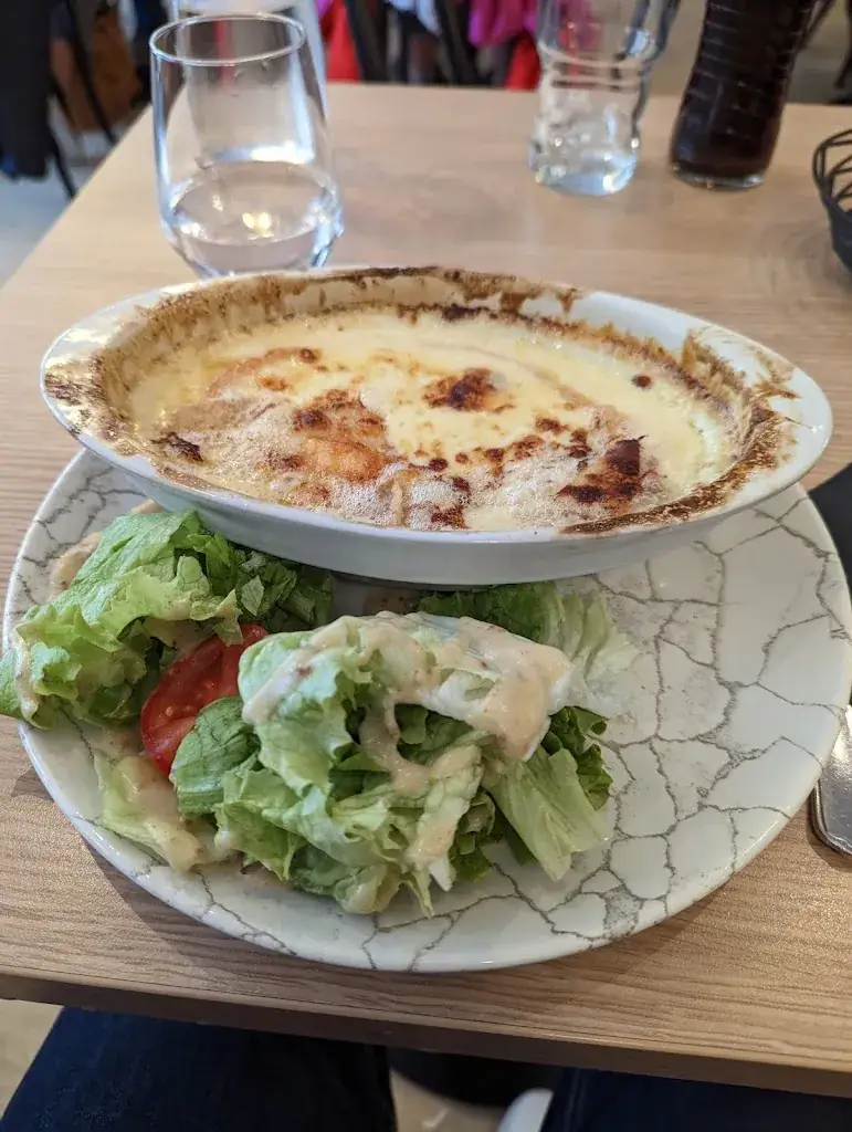 Olivier Nguyen_Café Français_Bourboule_review