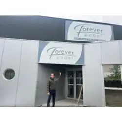 Forever Padel_Canéjan_slider_image_2