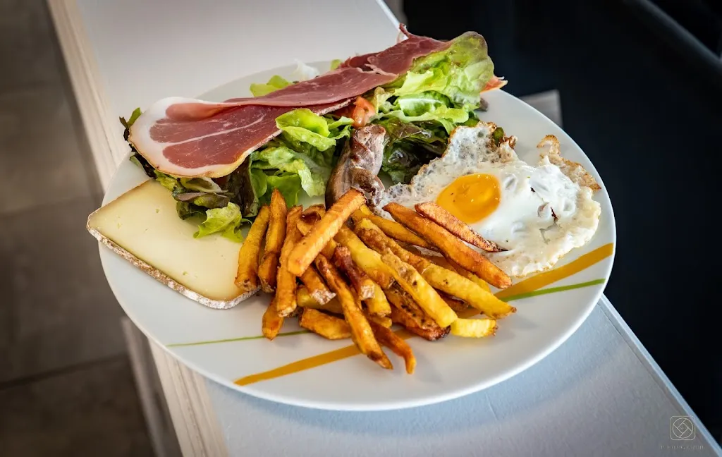 Brasserie Le Quinze_Castelculier_slider_image_2