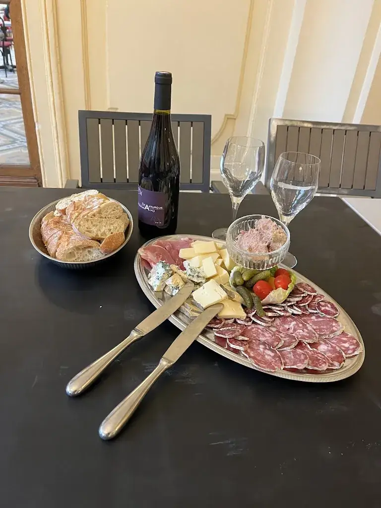 Médicis Café_Bourboule_slider_image_2