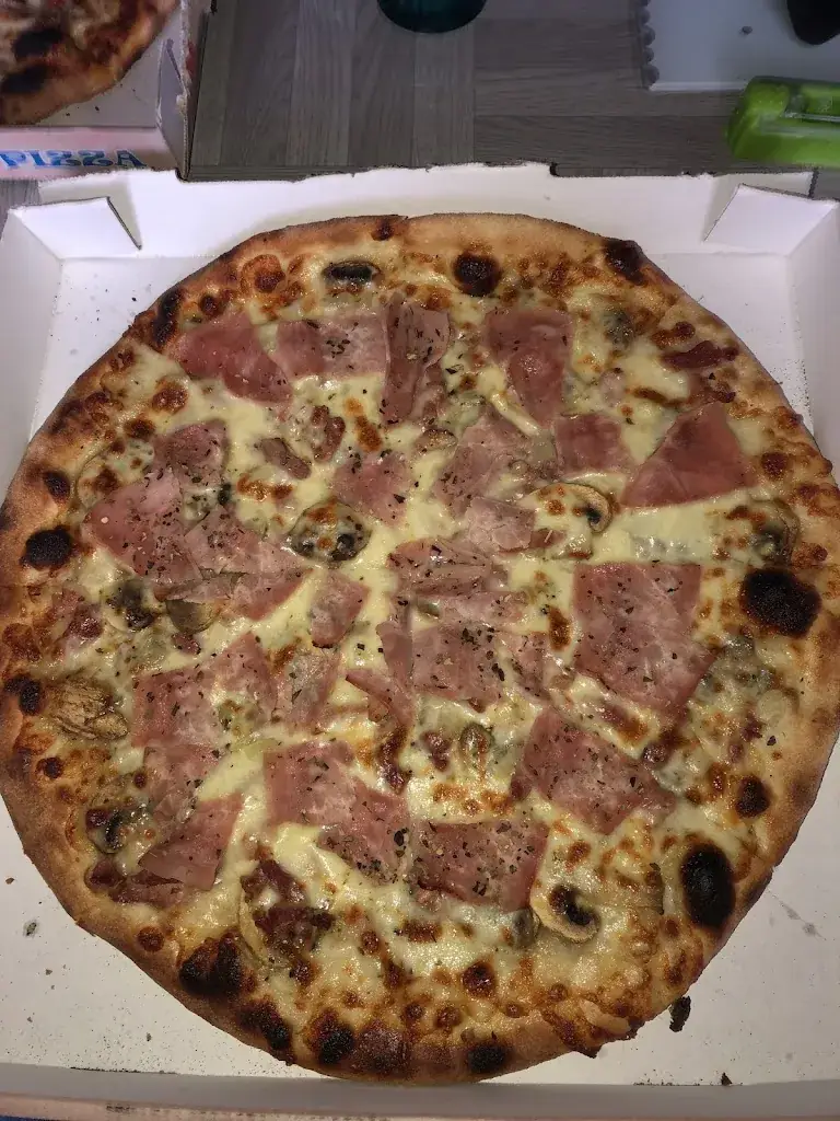 JR Rose_Toph'Pizza Castelculier_Castelculier_review