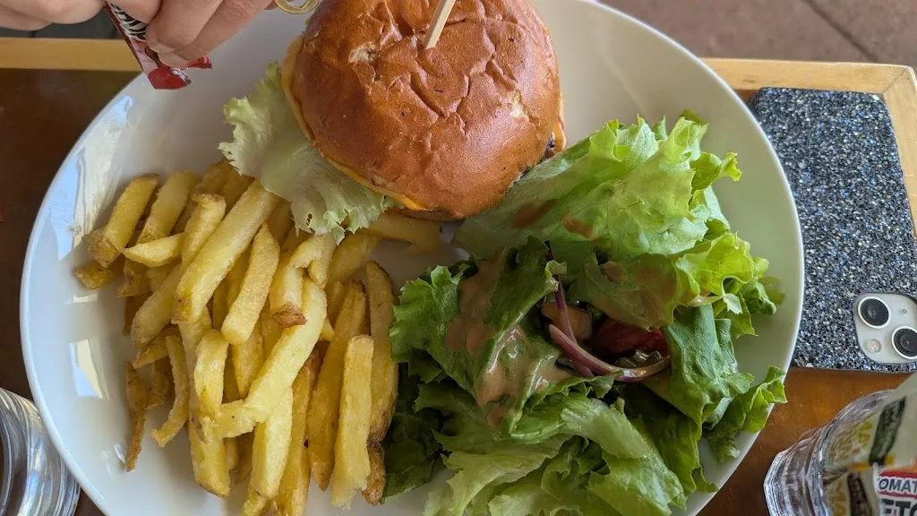 Seb Pessel_Le Petit Local_Carcans_Plages_recensione