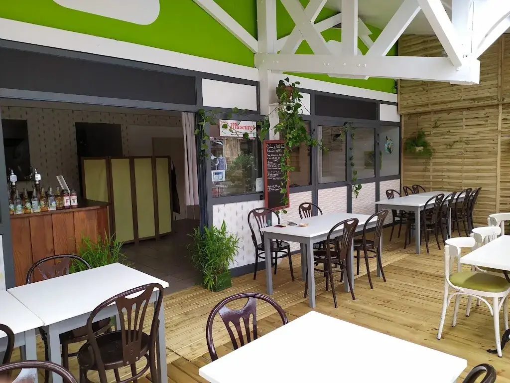 Peanut Dreams restaurant in Carcans