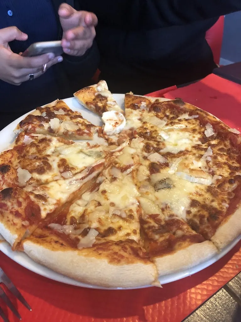 Alain PETIT_Pizzeria Les 4 Pâtes_Carcans_review