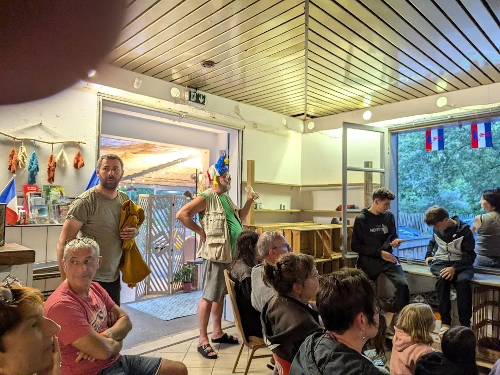 Klaus Dammann_LE 83 BY OLIVE_Carcans_review