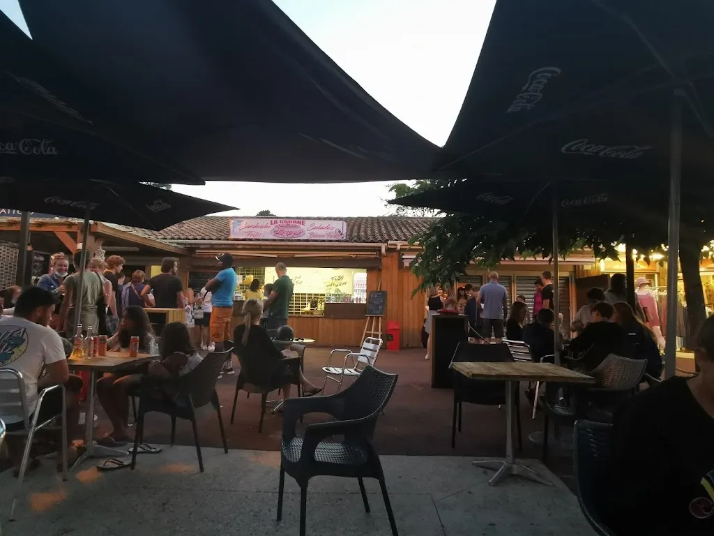 La Cabane à Burger restaurant in Carcans