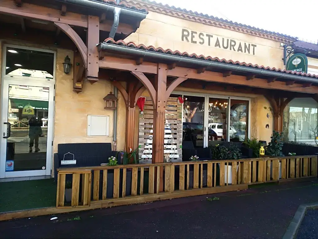 Auberge du Resinier restaurant in Carcans