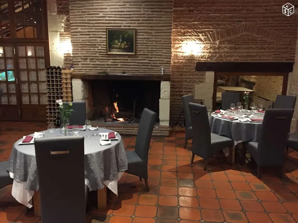 Restaurant @ LES RIVES DU PLANTIE Restaurant in Temple-sur-Lot