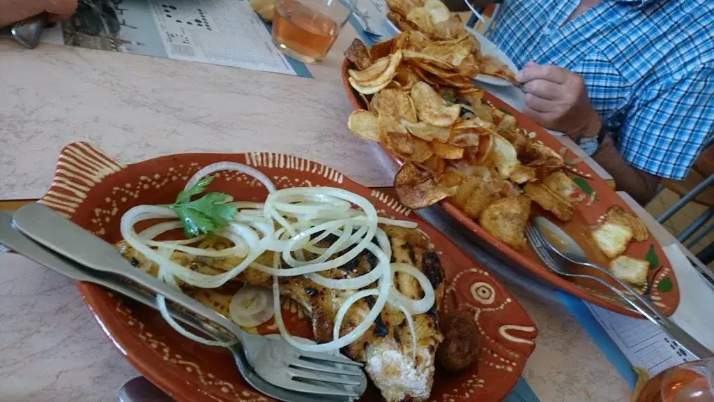 Gisèle LAMOTTE DEDOUCHE_Pousadas du Portugal_Roche-Blanche_avis