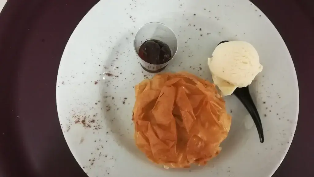 Salle la Roseraie, traiteur Fruh_Sainte-Livrade-sur-Lot_slider_image_3