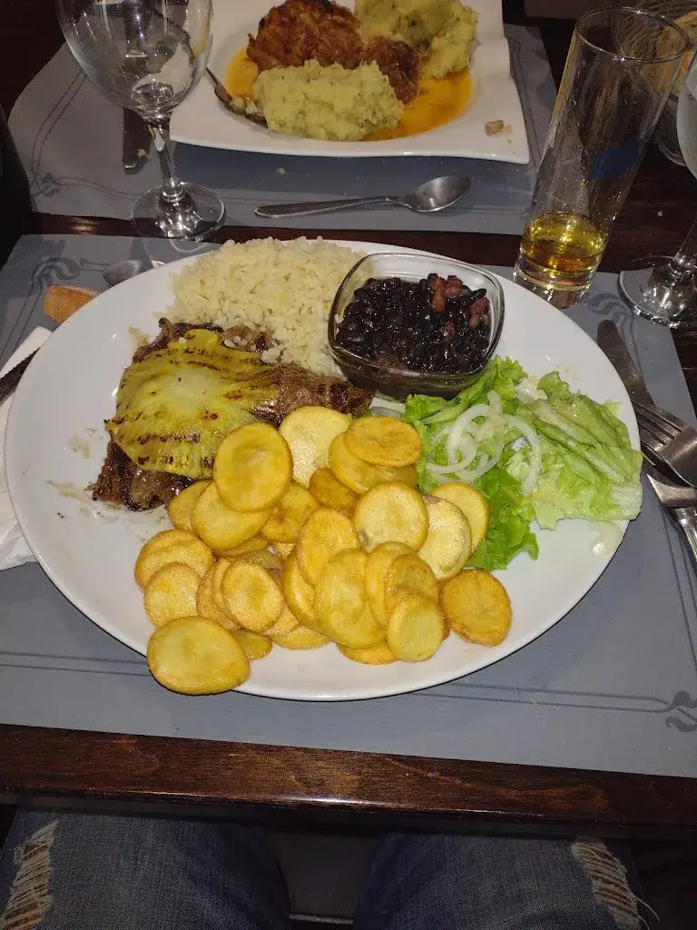 sales michel_Le Porto_Villeneuve-sur-Lot_review