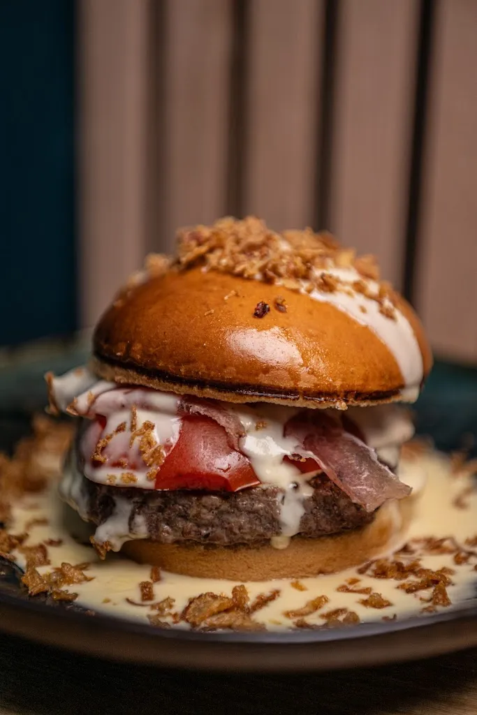 Le Viand'Art restaurant_Terrasse_slider_image_3