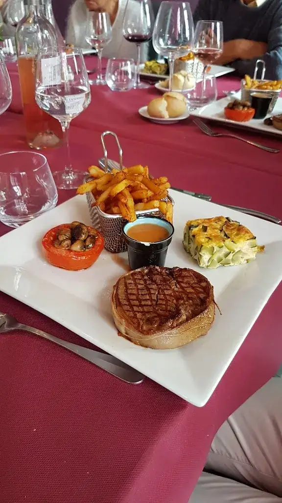 Les 2 Marronniers_Casseneuil_slider_image_3