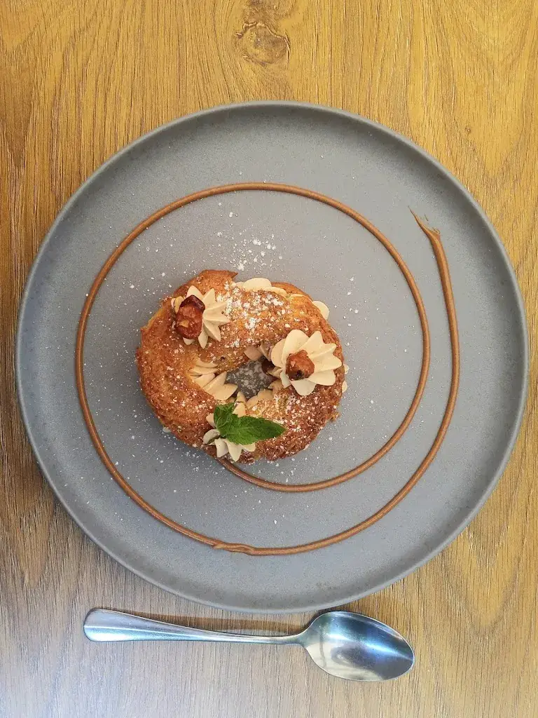 Teddy Wings_ECLUSE 52 Restaurant_Castillon_review