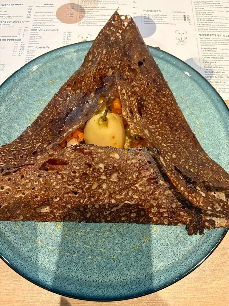V Z_L'Hermine Crêperie-bretonne_Tour-de-Trême_review