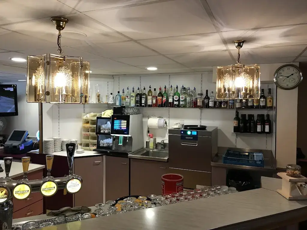 Café des Ormeaux_Tour-de-Trême_slider_image_2