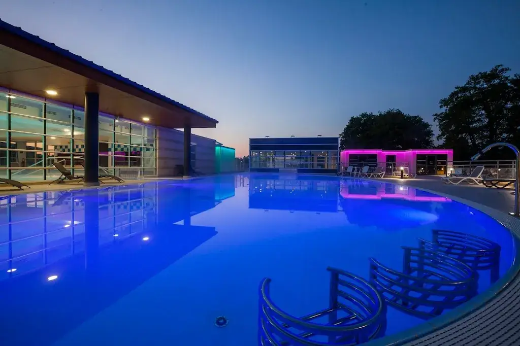 Les Bains De Casteljaloux_Casteljaloux_slider_image_3