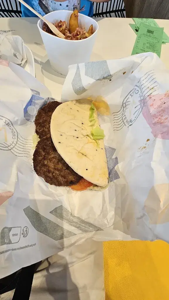 Menu_McDonald's_Casteljaloux_image_9