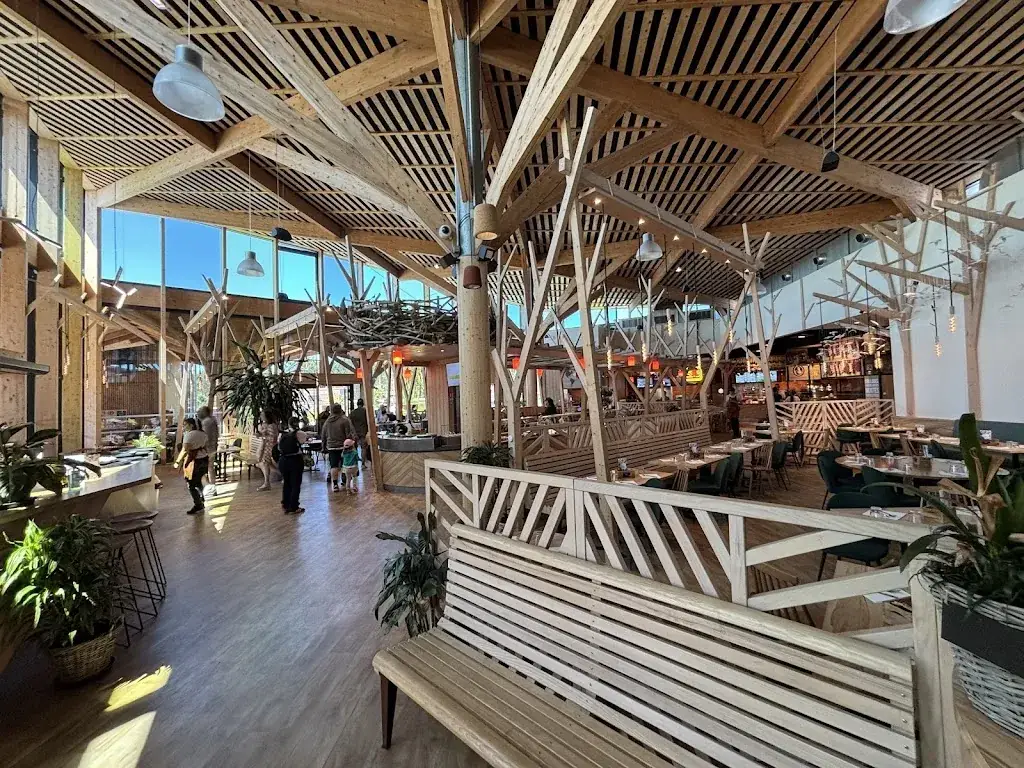 Les Comptoirs des Halles_Beauziac_slider_image_3